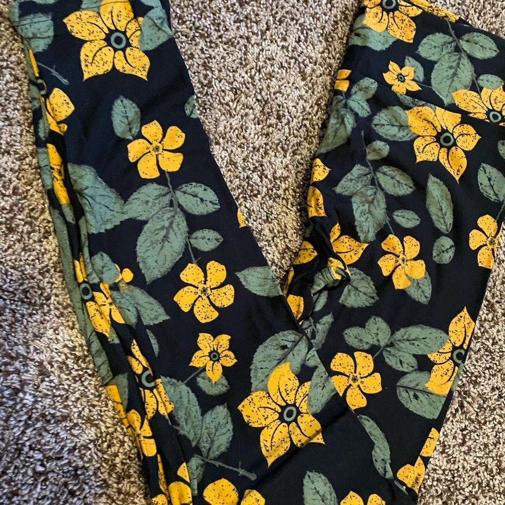 LuLaRoe Soft Leggings